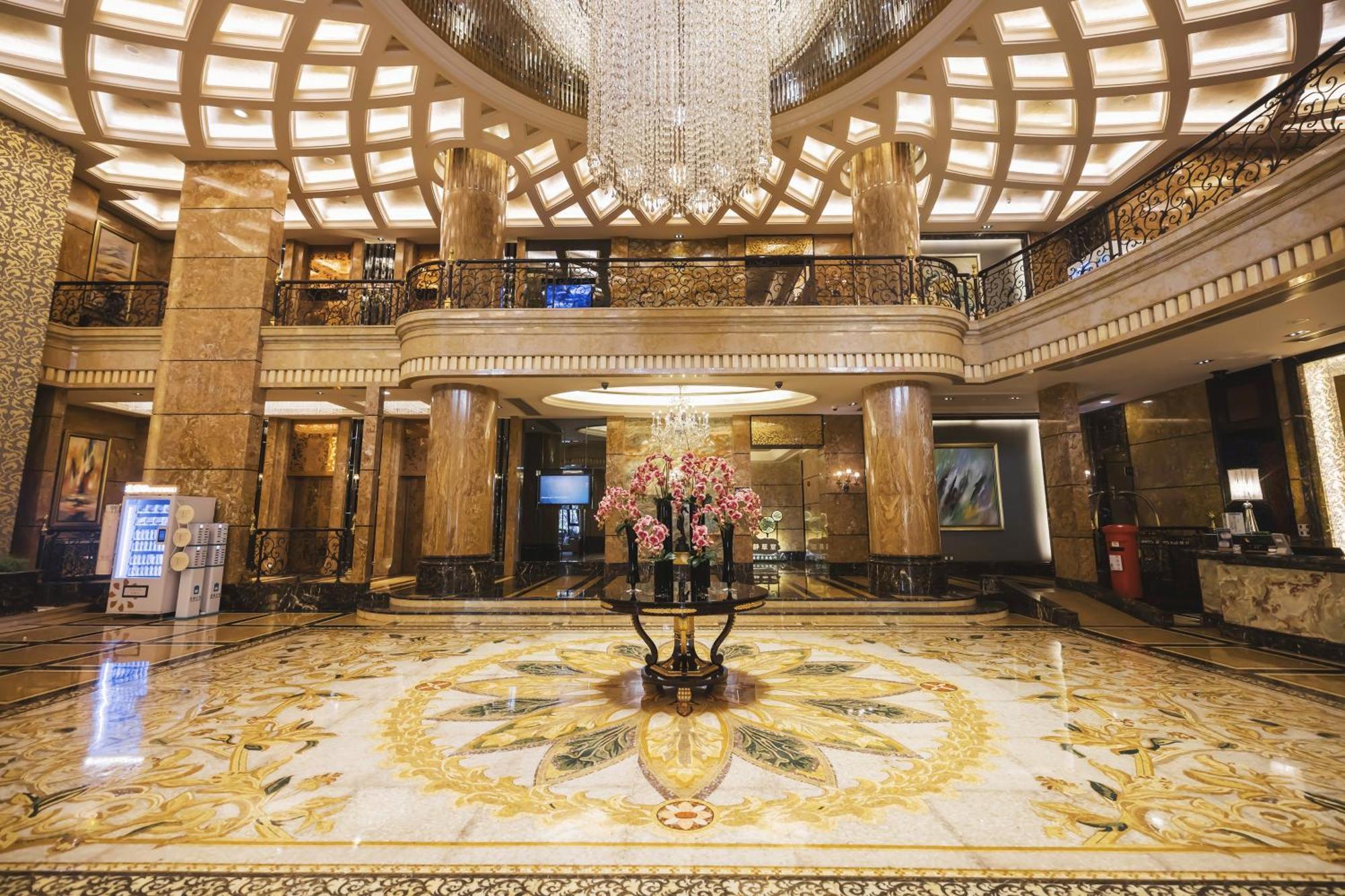 Chateau Star River Pudong Шанхай Экстерьер фото